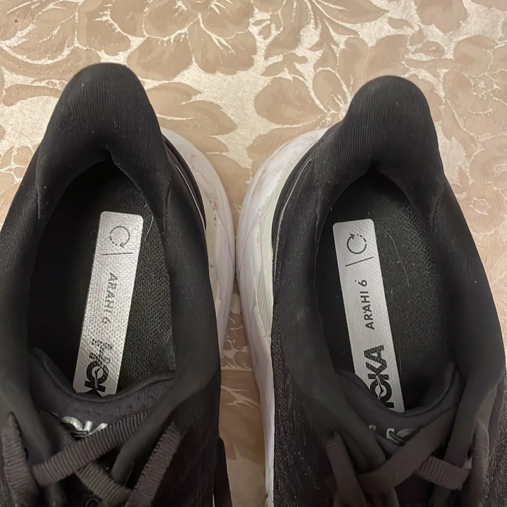 Hoka Women's Black White soles Athletic Shoes Sneakers 8 - Picture 5 of 6